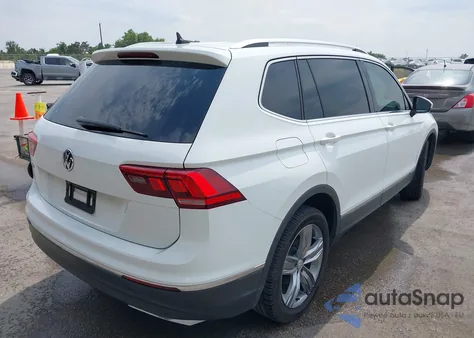 2020 Volkswagen Tiguan 2.0T Se/2.0T Se R-Line Black/2.0T Sel from USA, damaged, VIN 3VV3B7AX4LM032609
